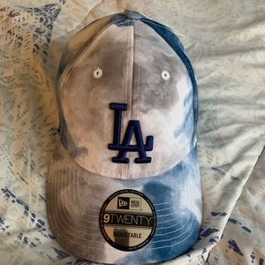 LA HAT NEVER USED